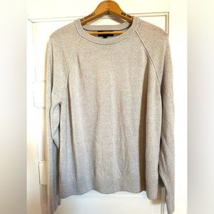 Grey Banana Republic 100% Marino Wool sweater size XL
